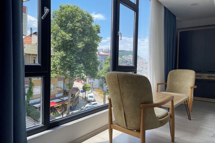 Room 19 of 90