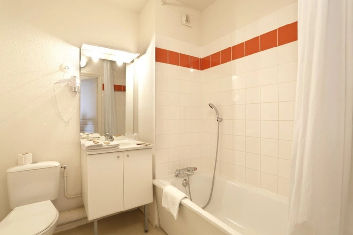 Bath Interior