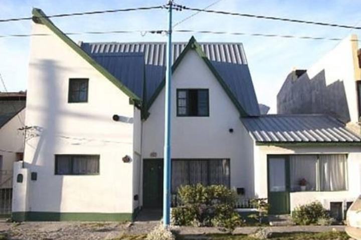 La Casa De Alba