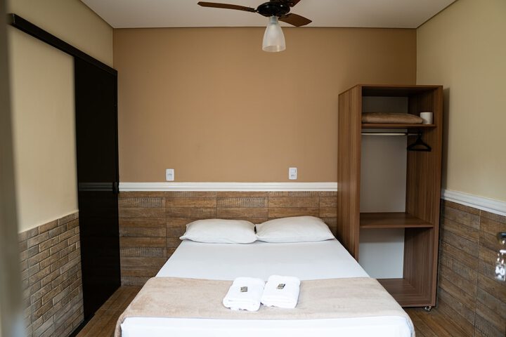 Room 3 of 50