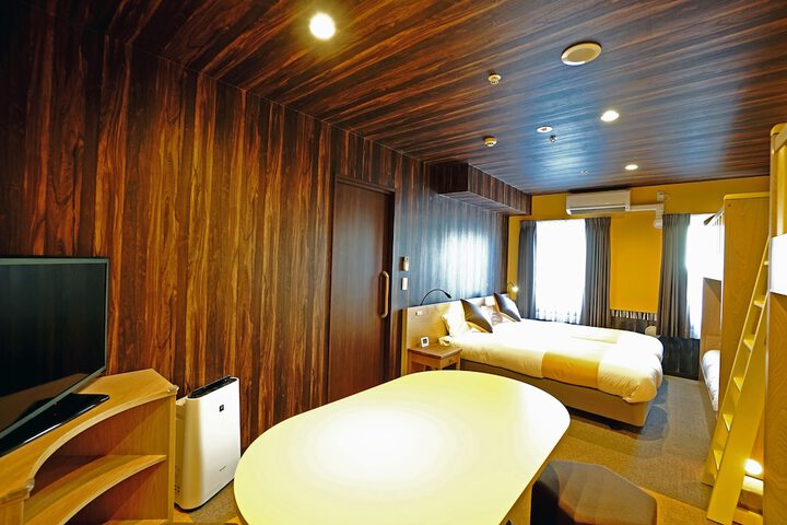 Room 9 of 58
