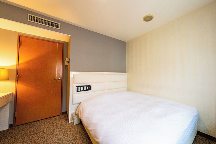 Room 29 of 239