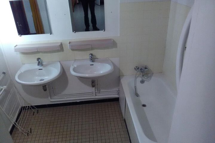 Room 44 of 50