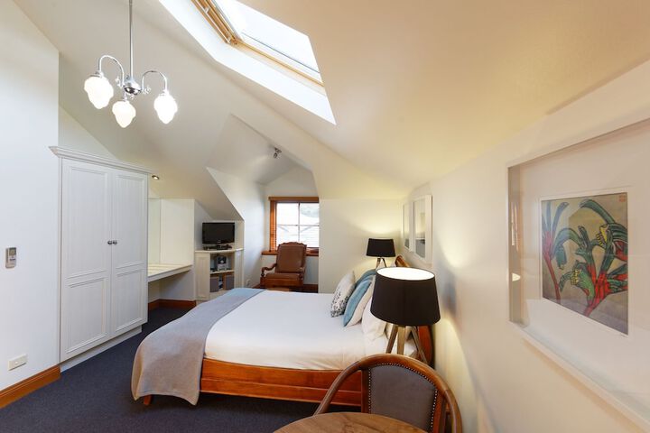 Room 10 of 59