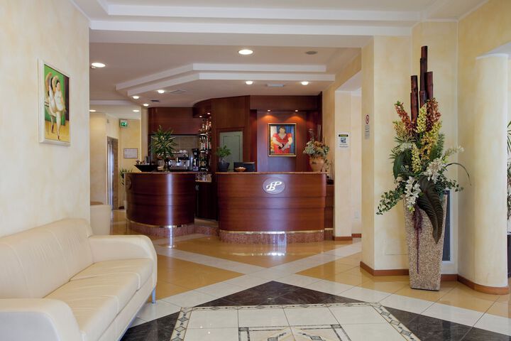 Hotel 2 of 44