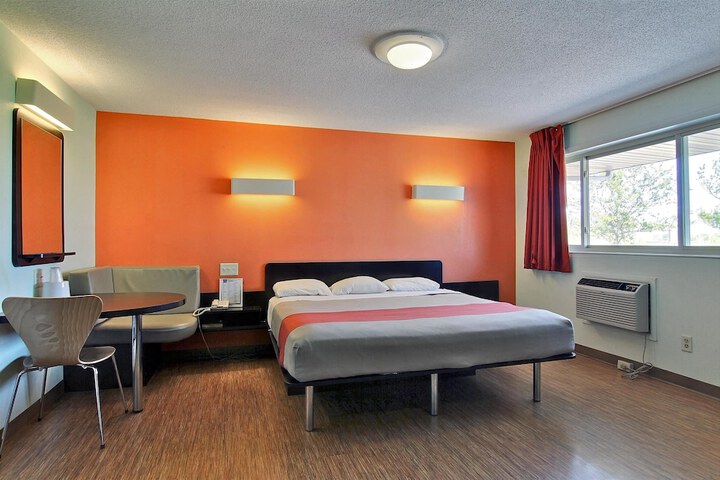 Deluxe Room 2 Queen Beds (8 of 11)