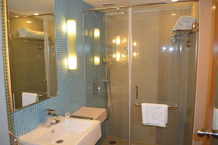 Clean Restrooms