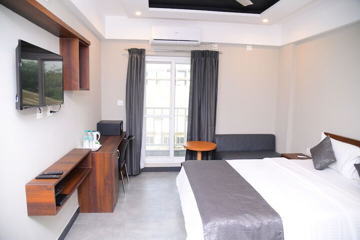 Room 14 of 34