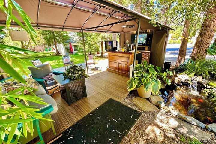 The Pines Inn and Cottages in Grass Valley, CA