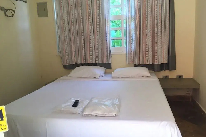 Room 3 of 12