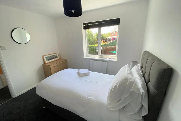 Room 3 of 10