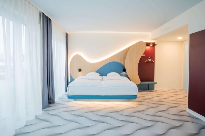 Room 13 of 56