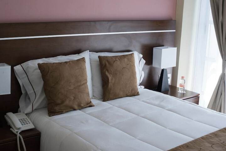 Room 16 of 36