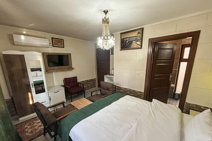 Room 21 of 91