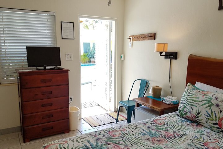 Room 106 of 218