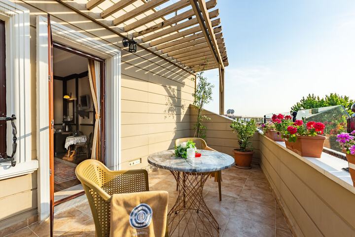 Terrace/Patio 59 of 111