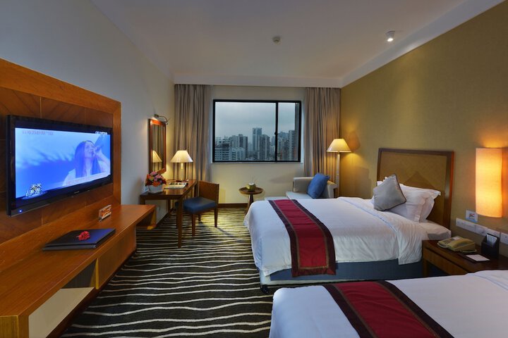 Room 14 of 53