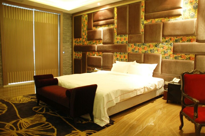 Room 30 of 78