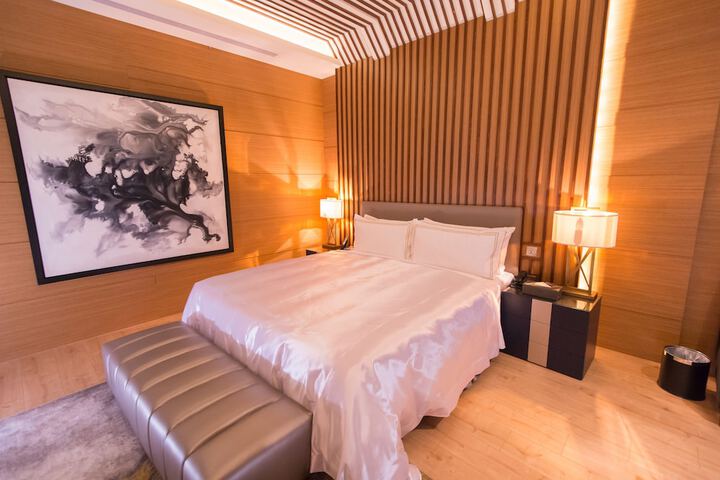 Room 17 of 71