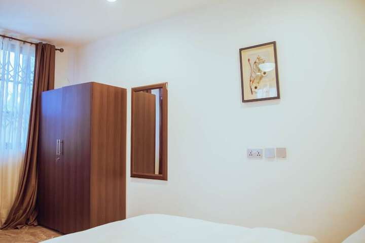 Room 26 of 144