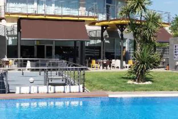 MERCURE ATENEA AVENTURA