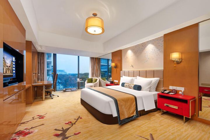 Room 20 of 39