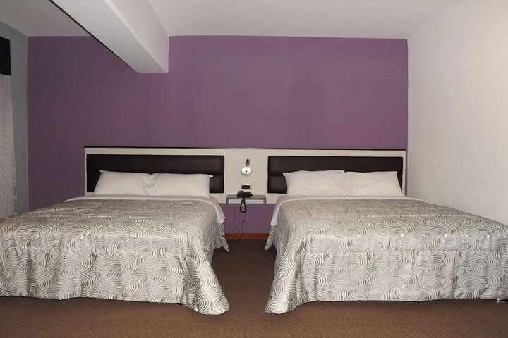 Room 18 of 47