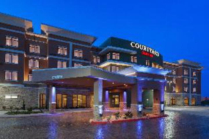 Courtyard San Angelo