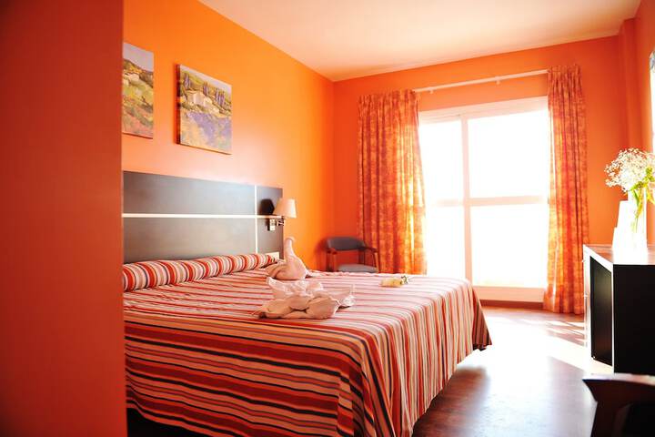 Room 8 of 36