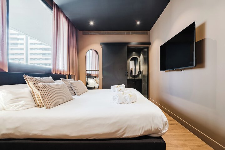 Room 22 of 45