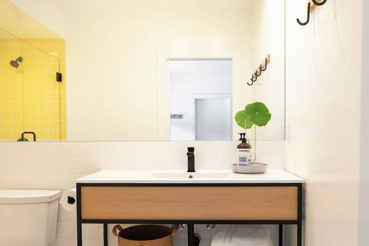 Room 20 of 25
