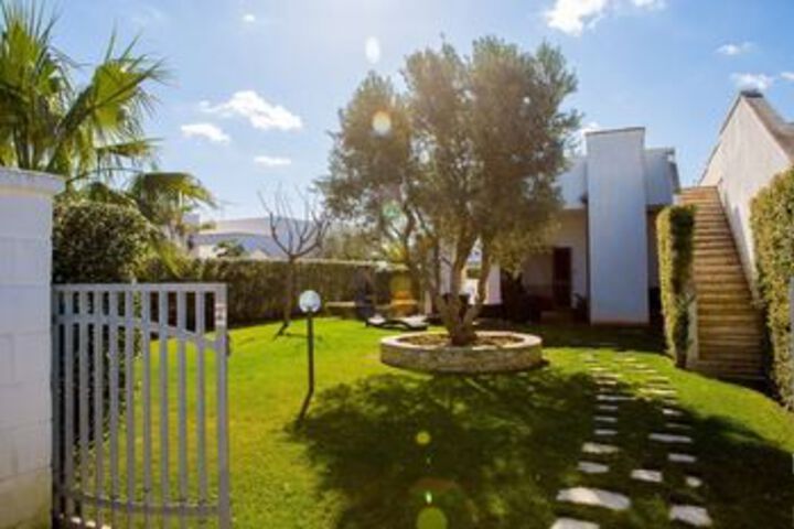 Hotel 6 of 11