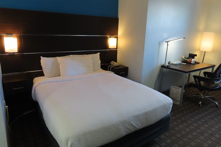 Room 34 of 75