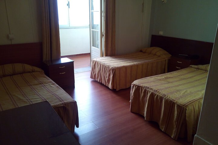 Room 10 of 46