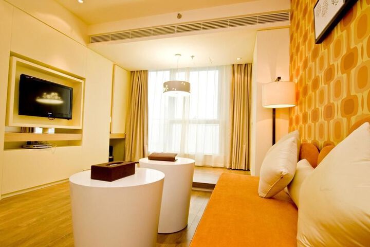 Room 29 of 166