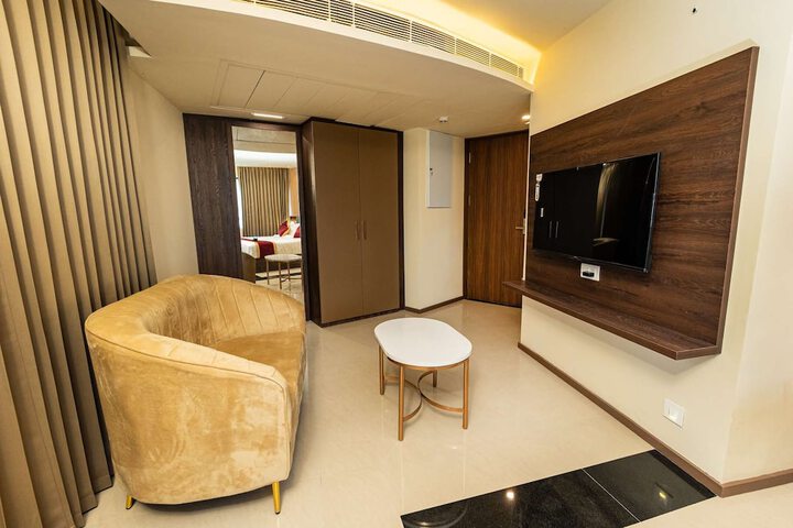 Room 14 of 20
