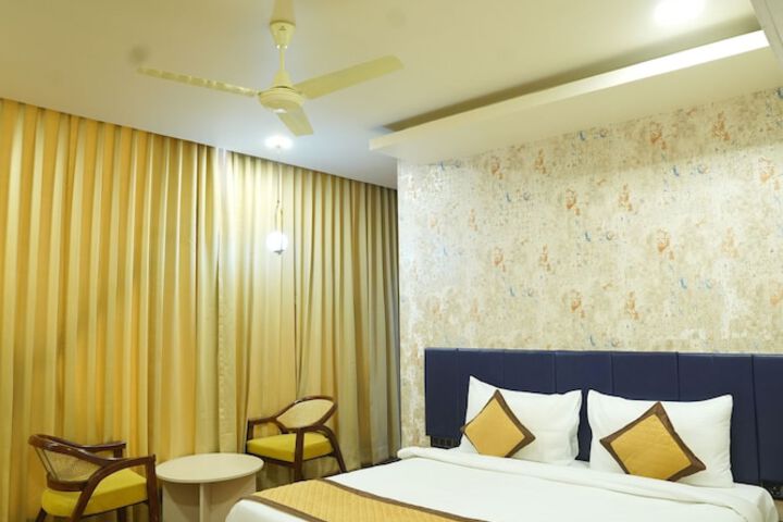 Room 8 of 21