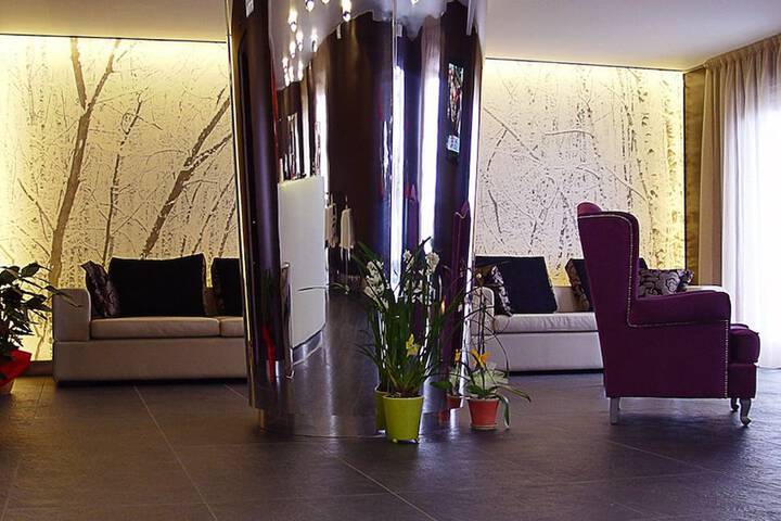 Hotel Interior 4 of 71