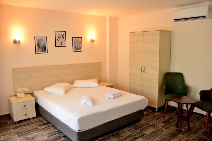 Room 6 of 58