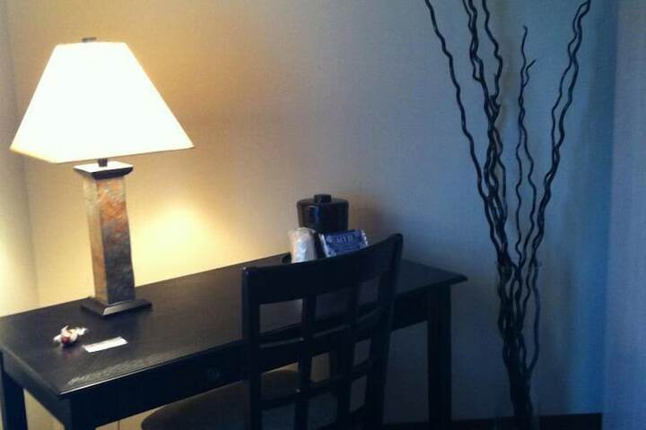 Room 9 of 14