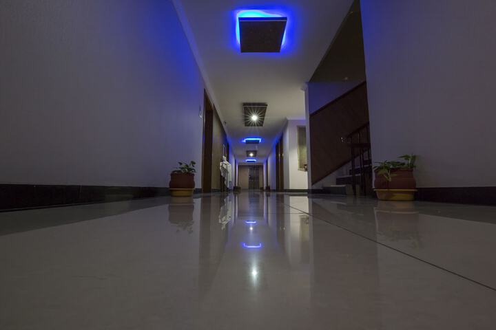 Hotel 7 of 53