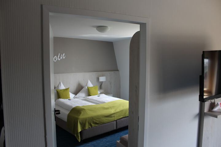 Room 3 of 30