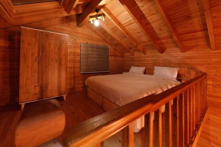 Room 5 of 45