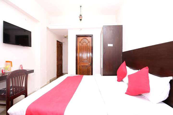 Room 5 of 24