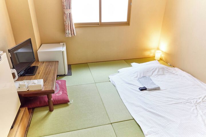 Room 17 of 29