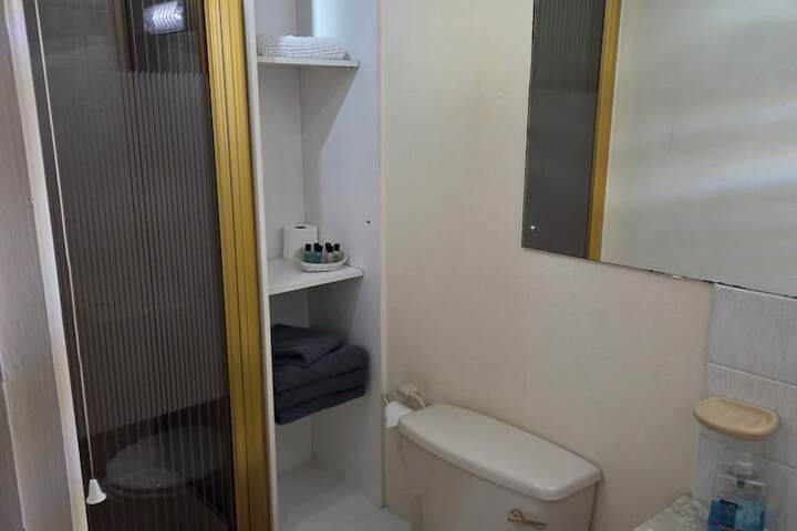Room 18 of 29