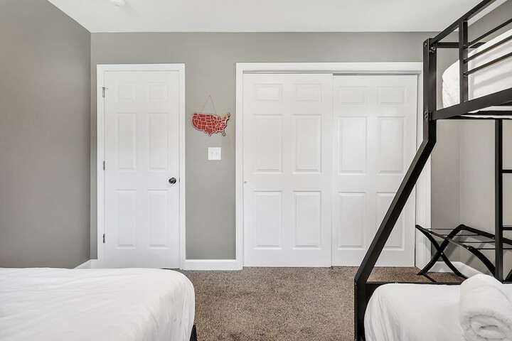 Room 10 of 78