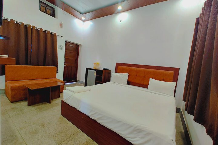 Room 5 of 44