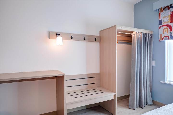 Room 14 of 51