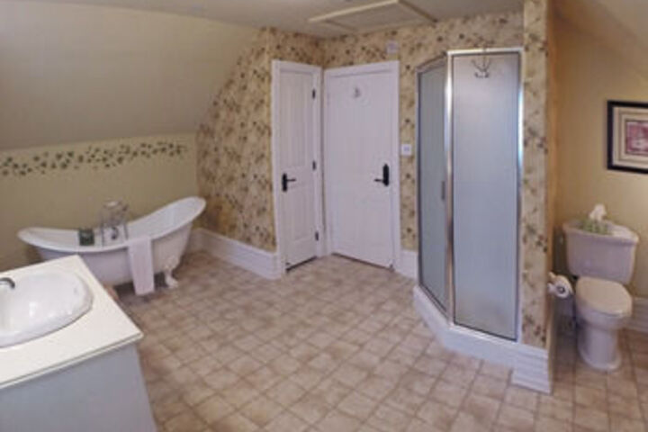 Room 19 of 100